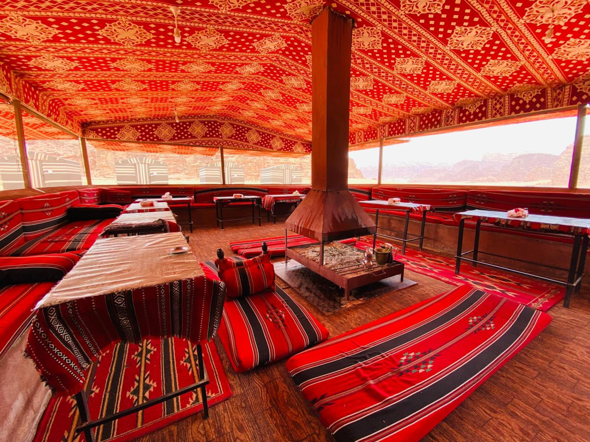 مبيت وإفطار وادي رم Bedouin Memories Camp المظهر الخارجي الصورة